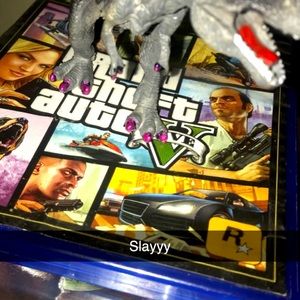 Meet your Posher, Demi